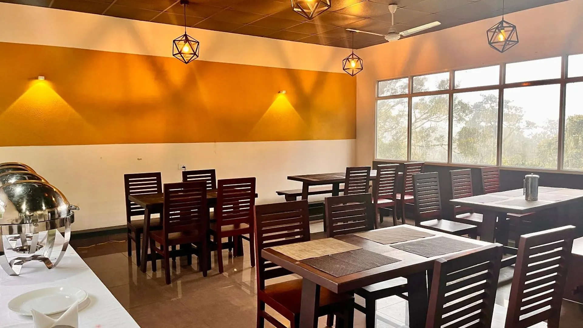 Munnar Tea Estate Cottage And Resort - Away From City Hustle Ινδία